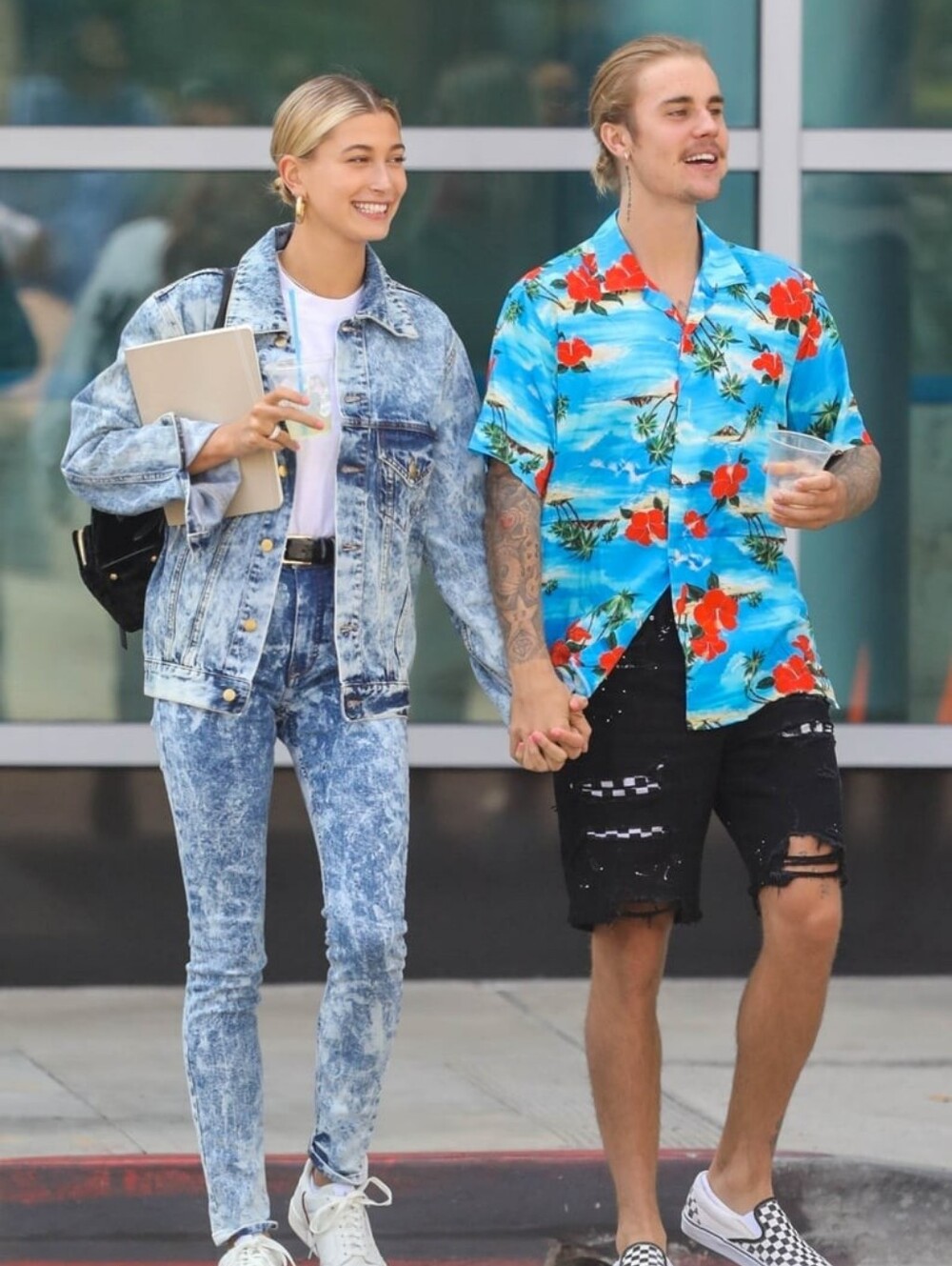 Victoria Beckham Blue Acid-Wash Women’s Skinny Jeans 26 as worn by HAILEY BIEBER